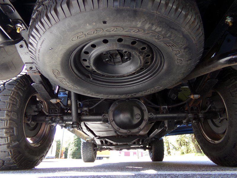 Used 2004 Dodge Dakota 4x4 Regular Cab w/ Tire & Handling Group image 18