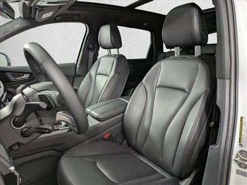 Used 2019 Audi Q7 3.0T Prestige w/ Prestige Package image 5