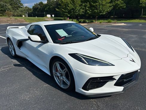 Used 2024 Chevrolet Corvette Stingray Preferred Conv w/ Z51 Performance Package RWD image 18