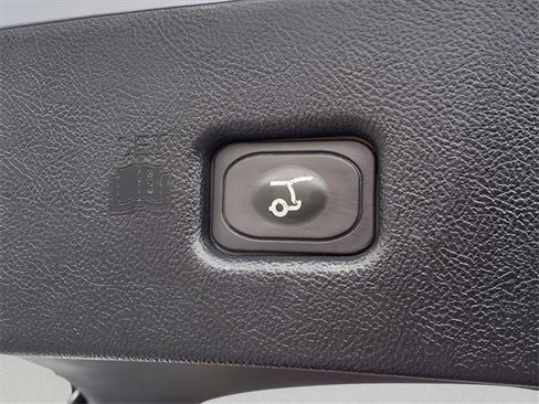 Used 2021 Lincoln Nautilus AWD w/ Equipment Group 101A image 11