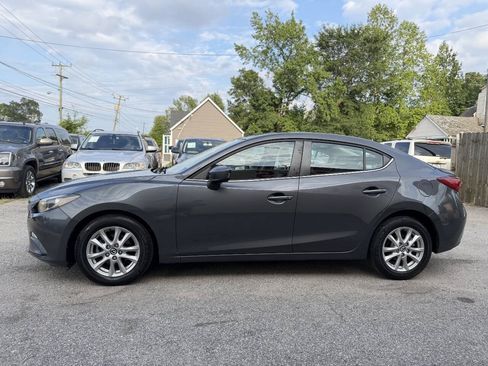 Used 2016 MAZDA MAZDA3 i Sport w/ Preferred Equipment Package FWD image 5