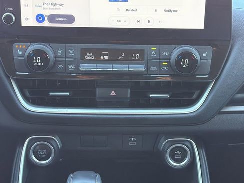 Used 2024 Toyota Grand Highlander XLE image 23