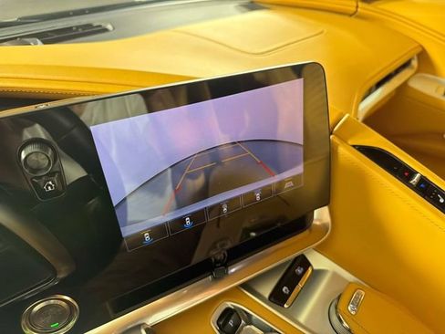 Used 2021 Chevrolet Corvette Stingray Premium Cpe w/ Z51 Performance Package RWD image 38