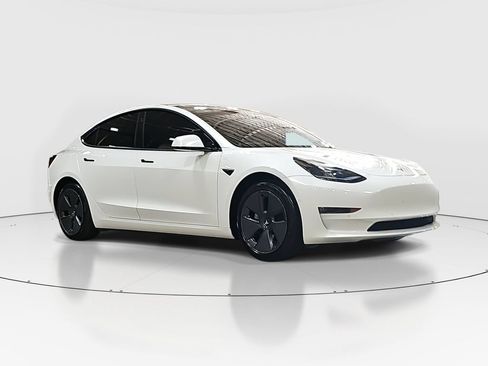 Used 2022 Tesla Model 3 Long Range AWD/4WD image 3