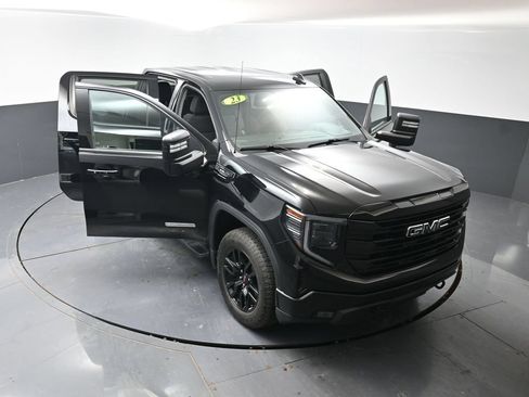 Used 2023 GMC Sierra 1500 Elevation w/ Preferred Package AWD/4WD image 63