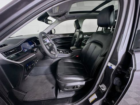 Used 2022 Jeep Grand Cherokee Limited 4xe image 13