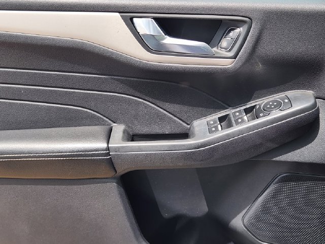 Used 2022 Ford Escape SEL FWD image 24