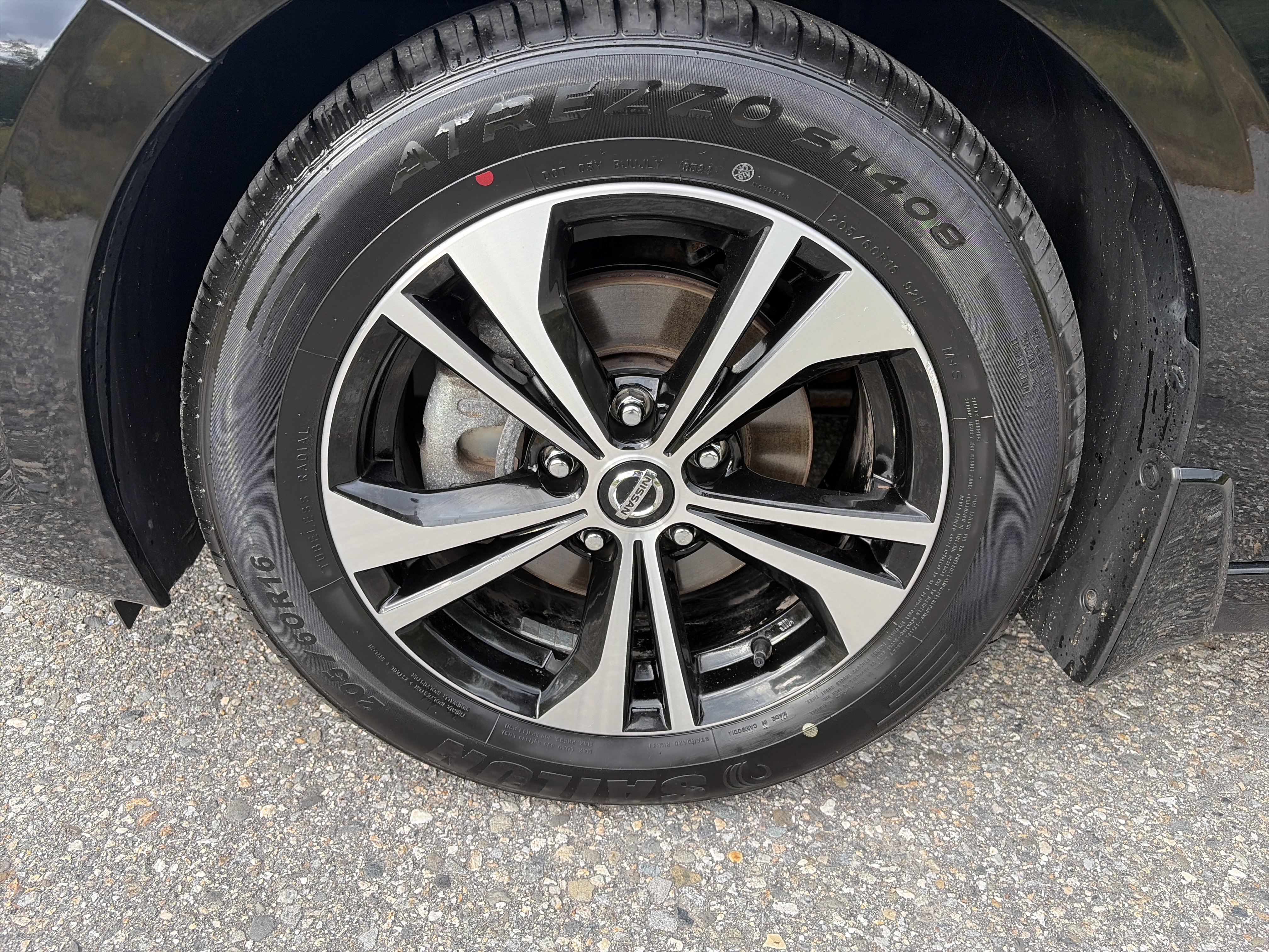 Certified 2023 Nissan Sentra SV w/ Trunk Package FWD image 14