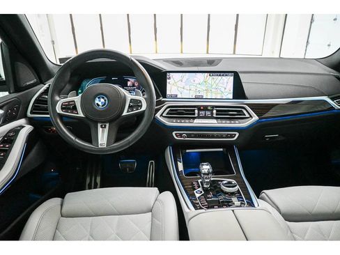 Used 2023 BMW X5 xDrive45e w/ Executive Package AWD/4WD image 31