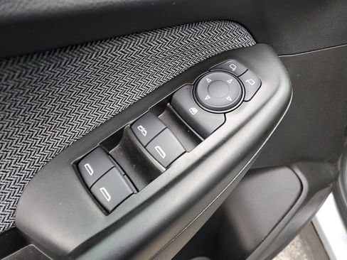 Used 2023 Chevrolet TrailBlazer LT image 23