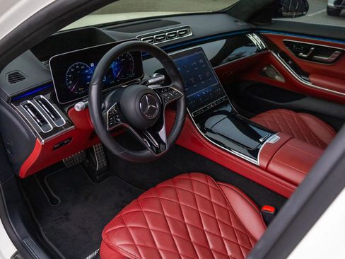Used 2023 Mercedes-Benz S 580 4MATIC Sedan image 44