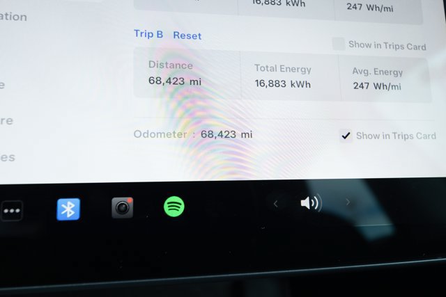 Used 2023 Tesla Model 3 Standard Range RWD image 18