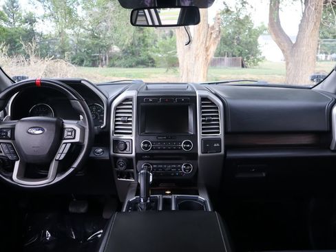 Used 2016 Ford F150 Lariat w/ Equipment Group 502A Luxury AWD/4WD image 16