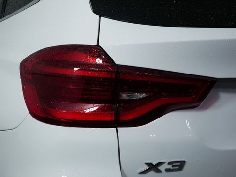Used 2019 BMW X3 xDrive30i w/ Premium Package image 10