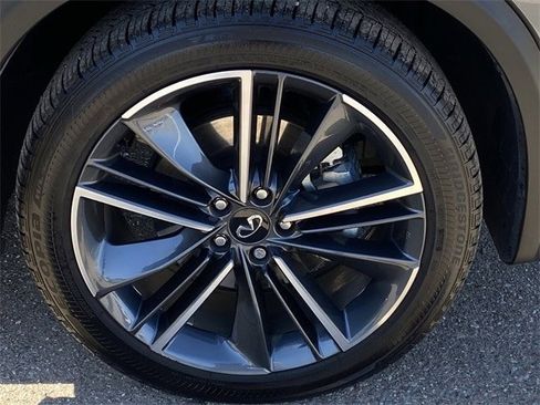 Certified 2025 INFINITI QX55 Luxe w/ Cargo Package image 11