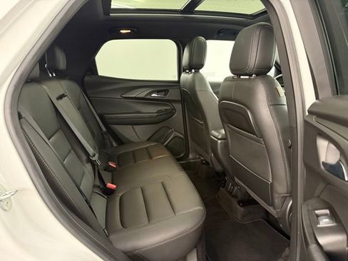 Certified 2023 Chevrolet TrailBlazer ACTIV w/ Sun and Liftgate Package image 13