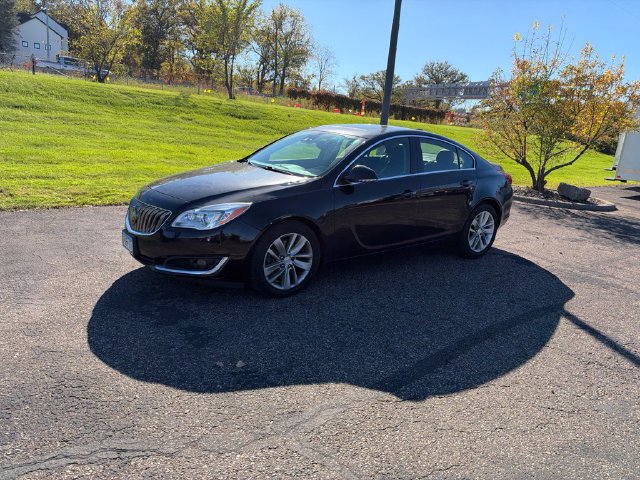 Used 2017 Buick Regal Premium w/ Driver Confidence Package #2 FWD image 6