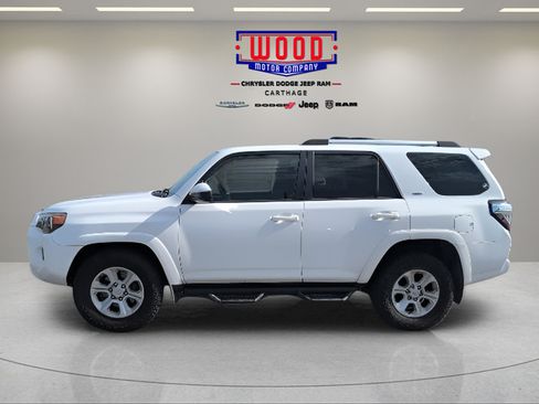 Used 2021 Toyota 4Runner SR5 AWD/4WD image 6