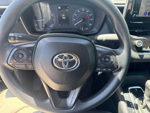 Used 2024 Toyota Corolla LE FWD image 13