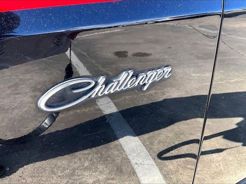 Used 2013 Dodge Challenger R/T image 27