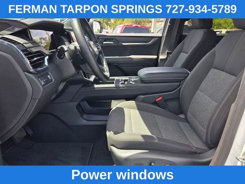 Used 2025 GMC Acadia Elevation FWD image 14