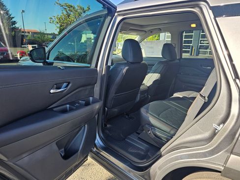 New 2026 Nissan Pathfinder Platinum w/ Cargo Package AWD/4WD image 12