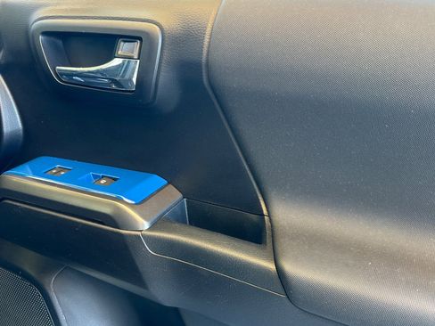 Certified 2021 Toyota Tacoma TRD Sport w/ Technology Package image 20