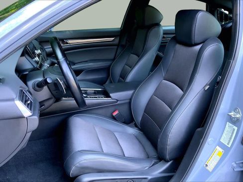 Used 2021 Honda Accord Sport image 9