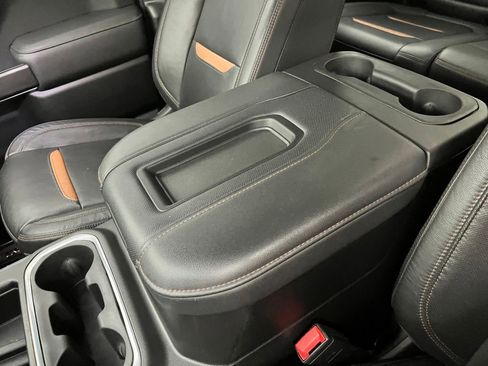 Used 2021 GMC Sierra 1500 AT4 w/ AT4 Premium Package AWD/4WD image 29
