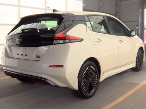 Used 2025 Nissan Leaf SV Plus FWD image 3