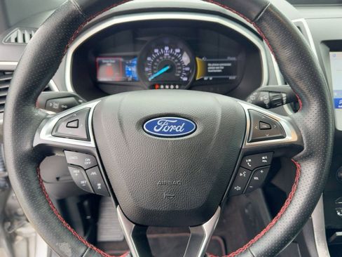 Certified 2020 Ford Edge ST-Line image 14