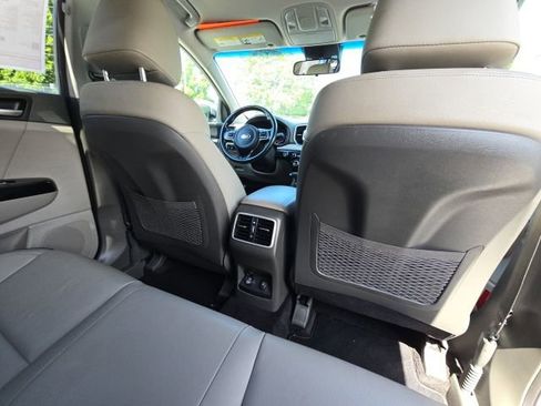 Used 2018 Kia Sportage EX FWD image 17