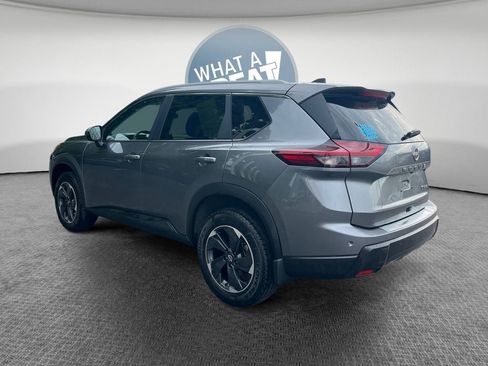 Used 2024 Nissan Rogue SV w/ SV Premium Package AWD/4WD image 5