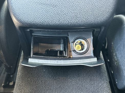 Used 2019 Mercedes-Benz C 300 4MATIC Sedan image 19