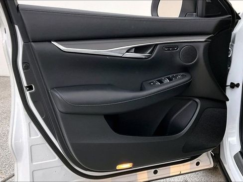 Certified 2025 INFINITI QX50 Luxe image 23