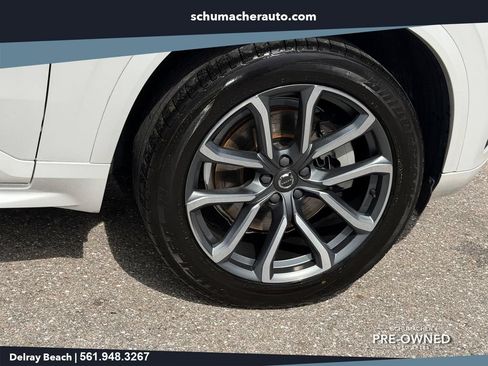 Used 2019 Volvo XC90 T6 Momentum AWD/4WD image 9