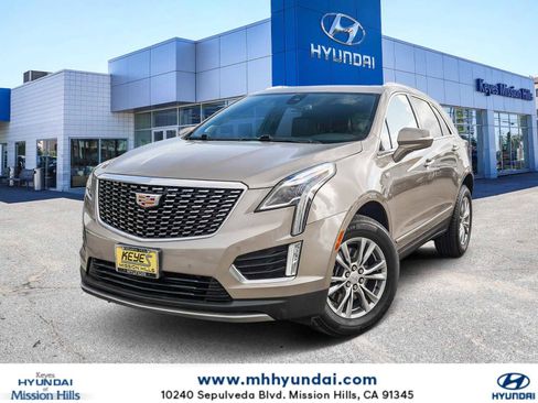 Used 2022 Cadillac XT5 Premium Luxury image 1
