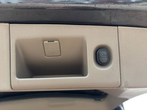 Used 2015 Chevrolet Tahoe LTZ image 14