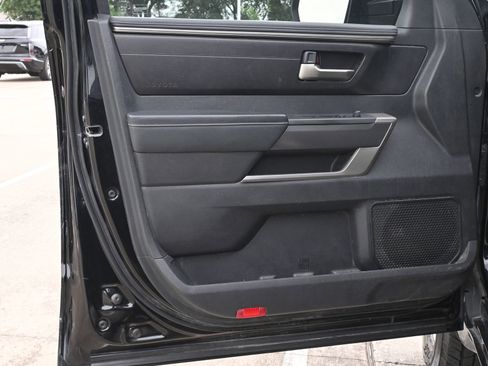 Used 2022 Toyota Tundra SR5 AWD/4WD image 17