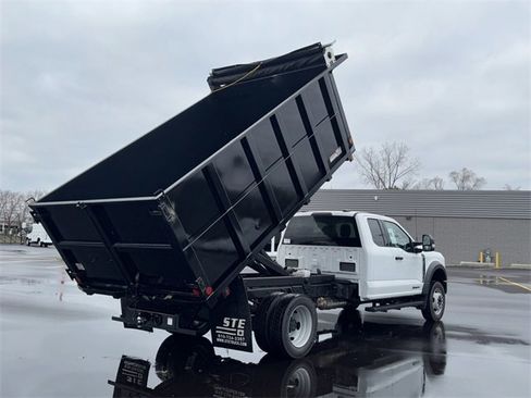New 2024 Ford F550 4x4 SuperCab Super Duty image 31