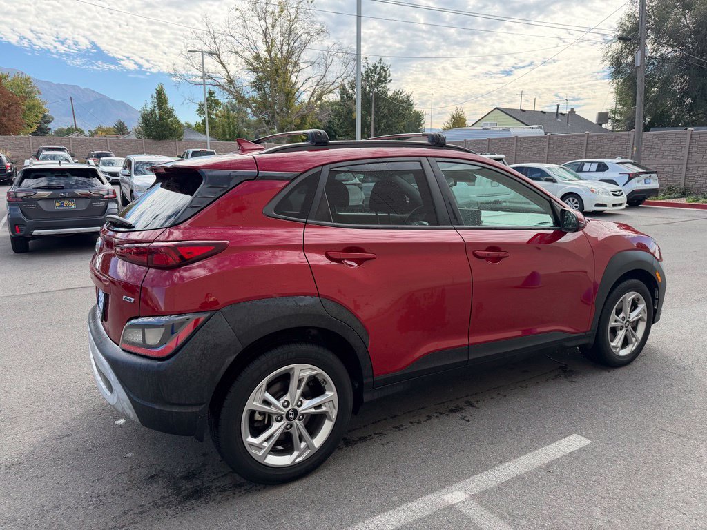 Used 2022 Hyundai Kona SEL AWD/4WD image 5