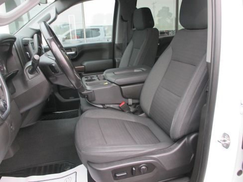 Used 2021 Chevrolet Silverado 1500 LT w/ Bed Protection Package AWD/4WD image 15