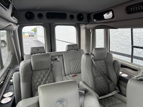 New 2026 Ford Transit 250 148 Medium Roof Extended AWD w/ Exterior Upgrade Package image 45