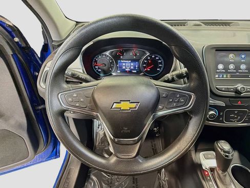 Used 2019 Chevrolet Equinox LT FWD image 13