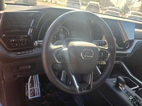 Used 2025 Lexus TX 500h F SPORT Premium w/ Technology Package image 27