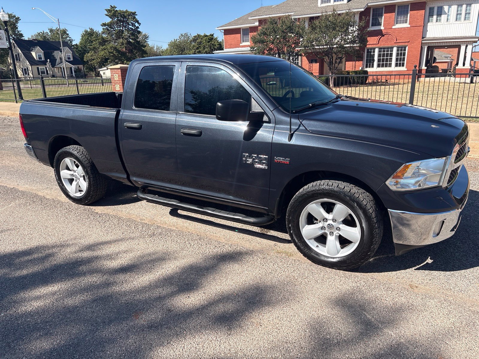 Used 2021 RAM 1500 Tradesman w/ Tradesman SXT Package RWD image 2