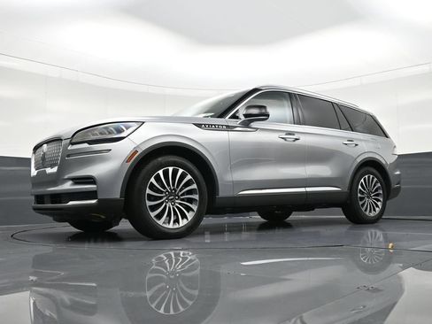 Used 2023 Lincoln Aviator Reserve image 26