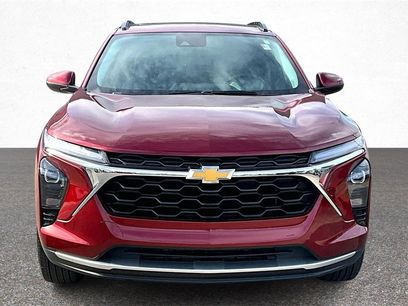 Used 2024 Chevrolet Trax LT w/ Sunroof Package