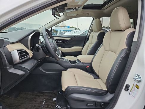 Certified 2025 Subaru Outback Limited image 15