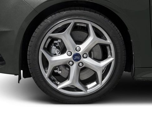 Used 2016 Ford Focus ST w/ Equipment Group 402A FWD image 11